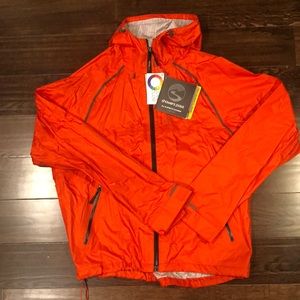 BRAND NEW Showers Pass Men’s Rain Jacket/Windbreaker Size M